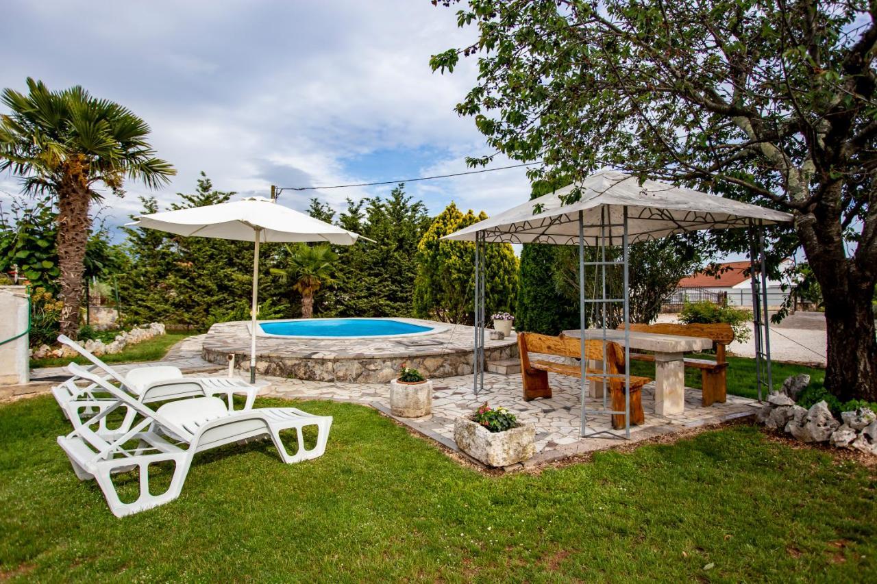 Apartmani Jurman Matohanci Εξωτερικό φωτογραφία
